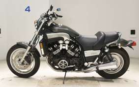 YAMAHA VMAX 2001