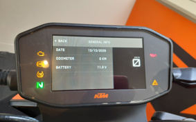 KTM 890 DUKE R TU940