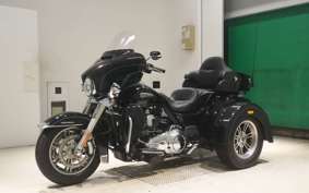 HARLEY FLHTCUTG TRIKE 2016