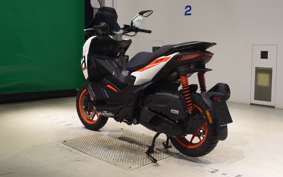 APRILIA SR GT200