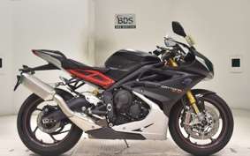TRIUMPH DAYTONA 675 R 2016