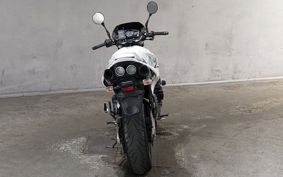 SUZUKI GSR 400 2010 GK7EA