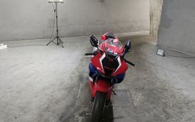 HONDA CBR1000RR R 2021 SC82