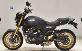 KAWASAKI Z900RS SE 2025 ZR900K