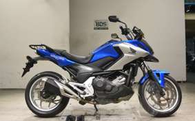 HONDA NC750X 2016 RC90