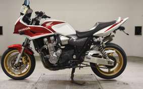 HONDA CB1300SB SUPER BOLDOR A 2005 SC54