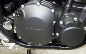 HONDA CB1300SB SUPER BOLDOR SP 2025 SC54