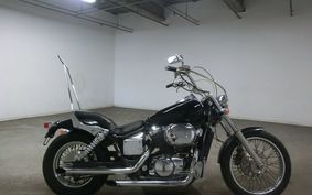 HONDA SHADOW 400 SLASHER 2000 NC40