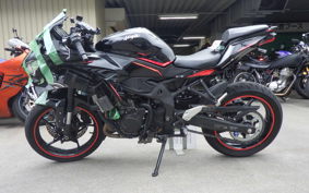 KAWASAKI ZX-25R ZX250E