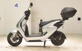 HONDA EM1 e: EF16