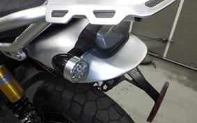 TRIUMPH SCRAMBLER 1200 XE 2020