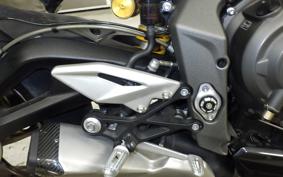TRIUMPH STREET TRIPLE RS 2023