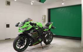 KAWASAKI ZX-25R ZX250E