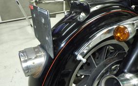 HARLEY XLH883 DELUXE 2011