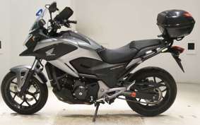 HONDA NC750X 2015 RC72