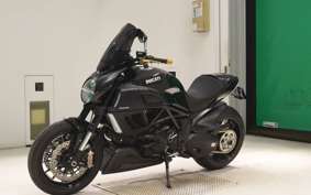DUCATI DIAVEL 2012