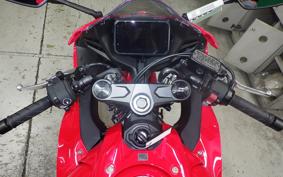 HONDA CBR650R E-Clutch 2026 RH17