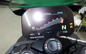 BMW M1000R 2026
