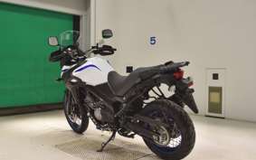 SUZUKI DL650 ( V-Strom 650 ) XTA 2020 C733A