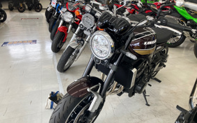 KAWASAKI Z900RS 2025 ZR900K