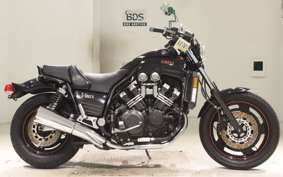 YAMAHA VMAX 2005
