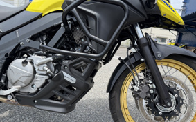 SUZUKI DL650 ( V-Strom 650 ) 2023 C733M