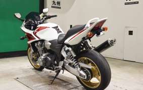 HONDA CB1300SB SUPER BOLDOR A 2005 SC54