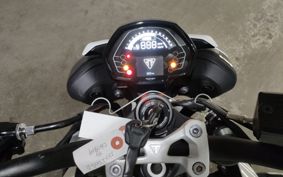 TRIUMPH STREET TRIPLE R 2026 HDA604