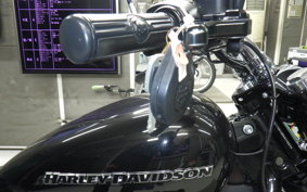 HARLEY FXBRS1870 2021