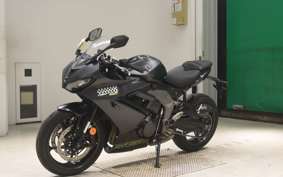 TRIUMPH DAYTONA 660 2024