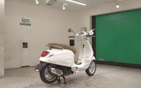 VESPA PRIMAVERA 125