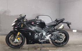 HONDA CBR1000RR R 2024 SC82