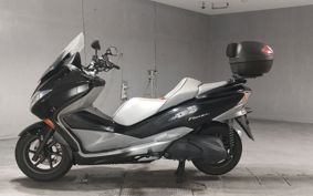 HONDA FORZA Z MF10