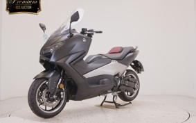 YAMAHA T-MAX 560 2026 SJ21J