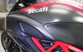 DUCATI DIAVEL Carbon 2012