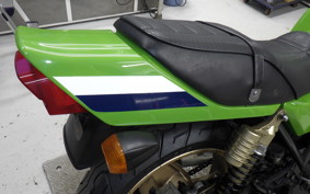 KAWASAKI ZRX400