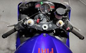 YAMAHA YZF-R6 2010 RJ16