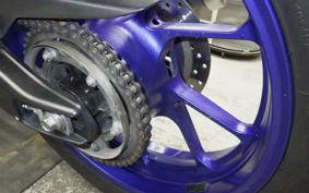 YAMAHA YZF-R15 2013