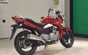 SUZUKI GSR250 1983