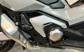 HONDA X-ADV 750 2025 RH21