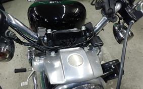 HARLEY XL883 2005