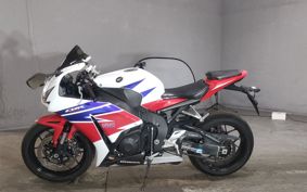 HONDA CBR1000RR 2015 SC59
