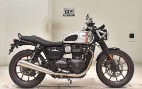 TRIUMPH STREET TWIN 2016