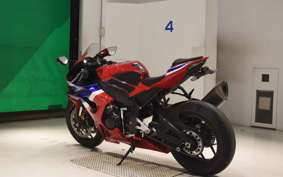 HONDA CBR1000RR R 2026 SC82
