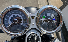 TRIUMPH SPEED TWIN 2024 DAD85H