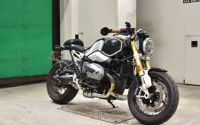 BMW R NINE T 2023