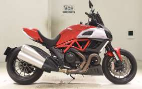 DUCATI DIAVEL 2012