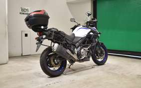 SUZUKI DL650 ( V-Strom 650 ) XTA 2019 C733A