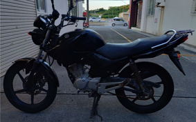 YAMAHA YBR125 RE05