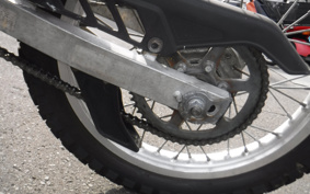 SUZUKI DJEBEL 125 SF44A
